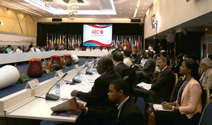 Raúl presides 22nd ACS-AEC Ministerial Council Meeting