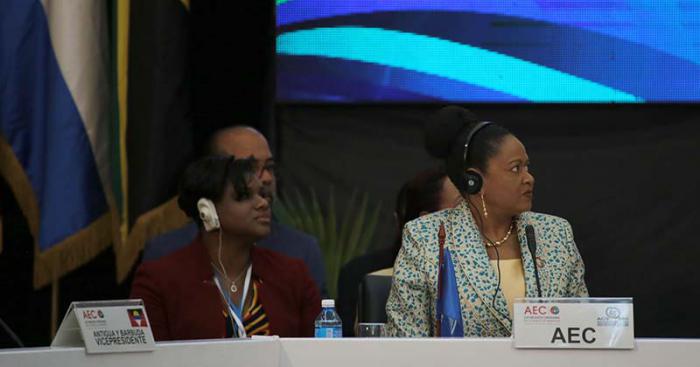 Raúl presides 22nd ACS-AEC Ministerial Council Meeting