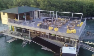 The cable ski park, erected on piles in the sea, will offer a gastronomic and photography service and will make a particularly fashionable practice in Europe available to visitors. 