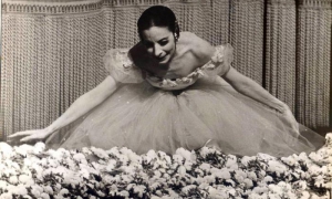 World famous Cuban ballerina Alicia Alonso dies.