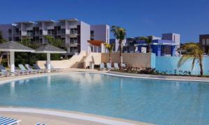 According to Iyolexis Correa Lorenzo, Ministry of Tourism representative in the province, the hotel can receive some 800 customers, that is 70% of the capacity, in accordance with regulations established for the current stage of the post-COVID recovery period.
