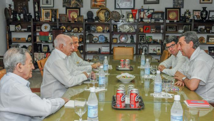 Machado Ventura receives delegation from the Communist Party of Spain.